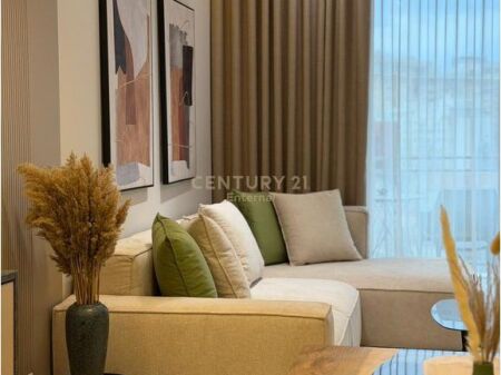 Luxury 2+1+2 apartment for rent at Golden Tower, on Mine Peza Street