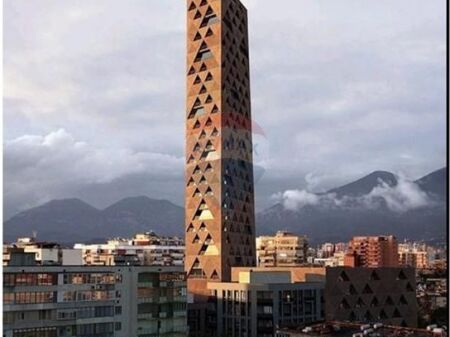 Shitet Apartament 2+1+2 në Tirana Tower Porcelan