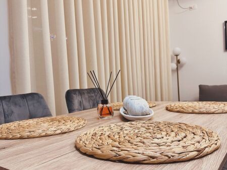 Jepet me qera apartament 2+1 Rruga Dritan Hoxha 55,000 Leke