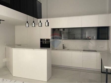 Dupleks per shitje ne Radhime,Vlore