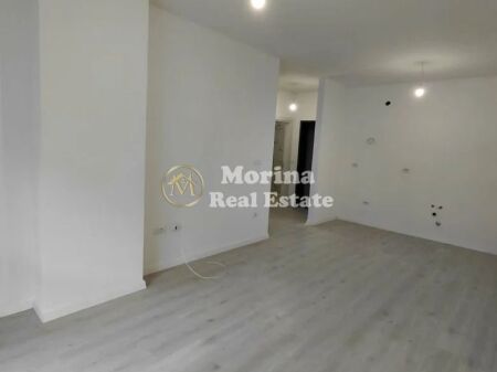 Rent | Apartment 2 + 1 | QTU (Univers Shopping Center) | 400 €/month