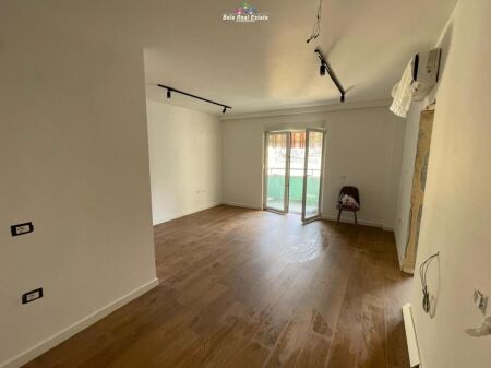 Office For Rent 1+1 At Elbasan Street (ID BZ2805) Tirane