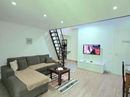 APARTAMENT ME QERA 1+1 RRUGA E DURRESIT 60.000 LEKE FH-65968