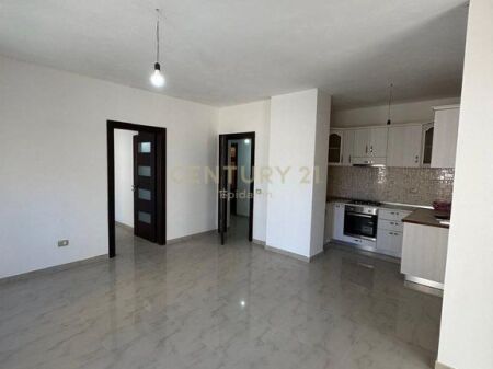 Apartment 2+1+2 For Rent in the Center of Durrës !