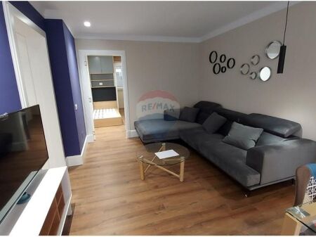 Apartament 2+1 me qera Bllok