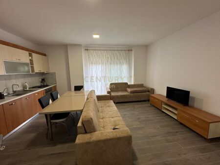 Appartamento 2+1+2 e posto auto in affitto a Vollga, Durrës!