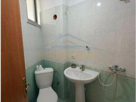 Shitet, Apartament 2+1, Fresk, Tirane.