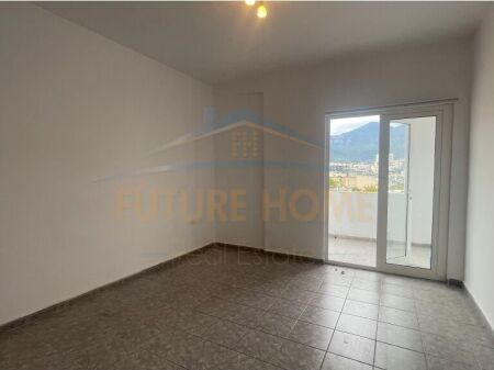 In vendita, Appartamento 2+1, Via Bardhyl