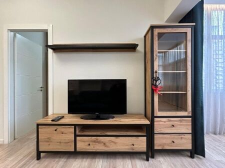 1+1 ME QERA TE KOMUNA E PARISIT.