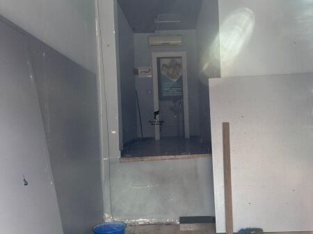 SHOP FOR RENT 35 M2 CENTER 1,800 EURO FH-66242