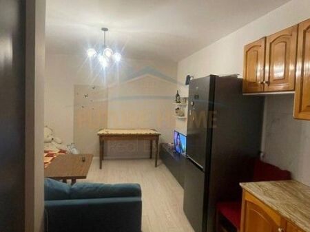 Shitet, Apartament 1+1, Allias