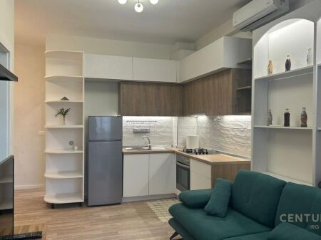 Apartament 1+1 me qira ne Komunen e Parisit