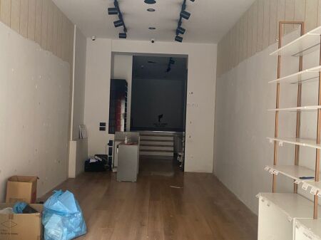 NEGOZIO IN AFFITTO 90 M2 MYSLYM SHYRI 200.000 LEKE FH-66213