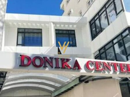 BUSINESS PREMISES 55 M2 FOR RENT AT DONIKA CENTER, MINE PEZA 1,700 EURO