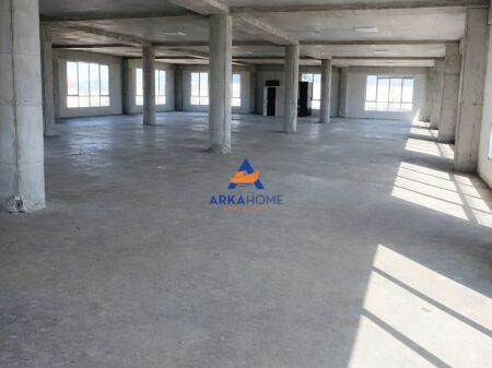MULTIFUNCTIONAL SPACE FOR RENT 800M2 "IN KASHAR" 4000 EURO
