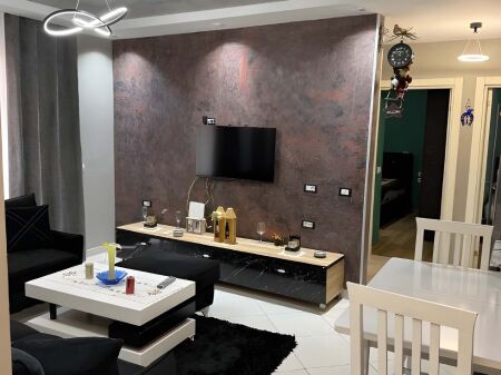 🏡 Appartamento 3+1 in affitto – Giardino Botanico, Tirana!!!