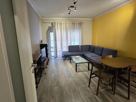Apartament 1+1+ parkim ne Kompleksin Delijorgji