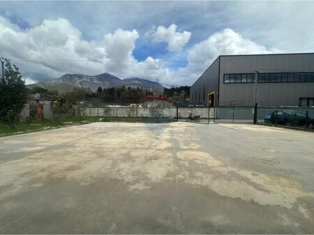 Warehouse for Rent in Tufina