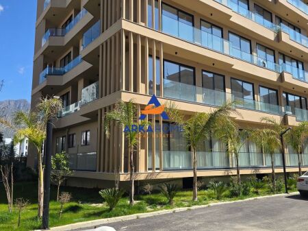 SHITEN OSE JEPEN ME QERA 10 APARTAMENTE "VLORE, RADHIME" CMIMI I DISKUTUESHEM