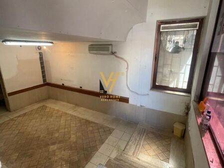 IN VENDITA NEGOZIO DUPLEX 20 M2 IN VIA DURRES 14.000.000 LEKE