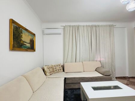 Jepet me Qera, Apartament 1+1 te Pasticeri Melisa, Fresk