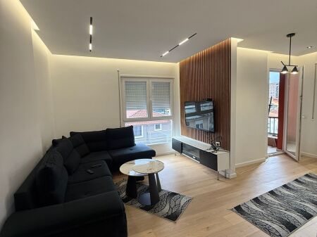 SHITET APARTAMENT 2+1 NE  5 MAJ OKAZION