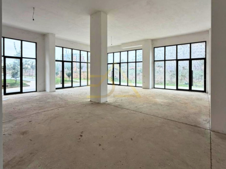 Business Premises for Rent – New Ring, Tirana