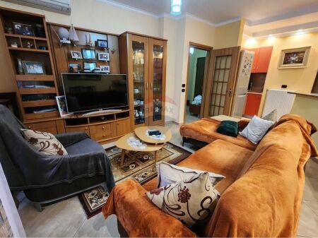 Apartament 3+1+1 Poste P te Rr e Bogdaneve!