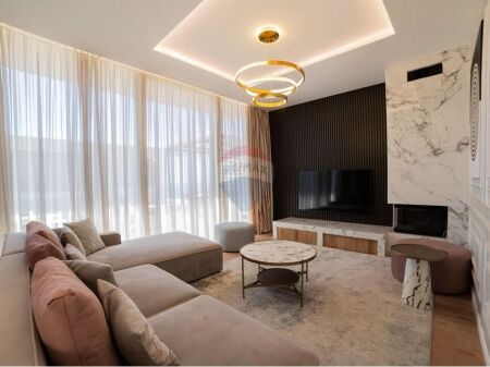 Individual villa with pool Green Coast 1