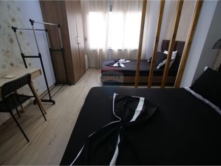 Appartamento - In Affitto - Via delle Barricate, Tirana