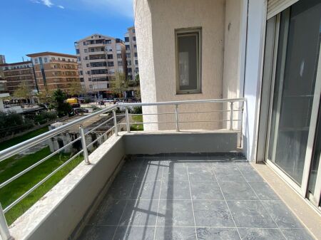 shitet apartament 1+1 ne plazh prane pelikanit!!