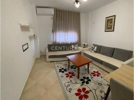 Apartament 2+1 me Qira pranë Hotel Marinaj, Unaza e Re!