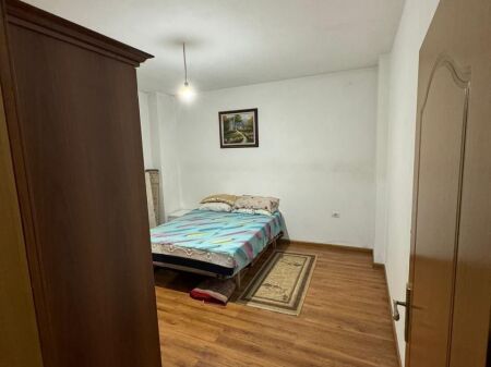 🏡 Jepet  Apartament 2+1 me Qera te ish Stacioni i Trenit, Tiranë