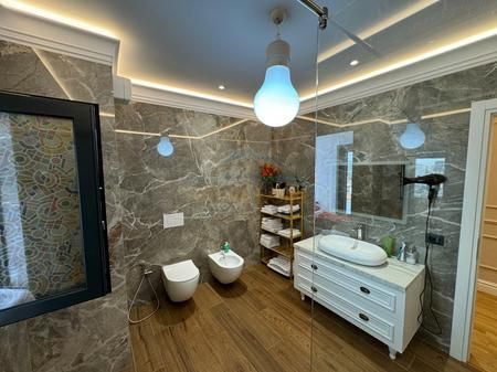 Shitet, Apartament 2+1, Rruga e Dibrës, Tiranë