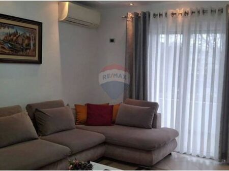 !!!Apartament - Për Qira - Rruga e Elbasanit, Tiranë!!!