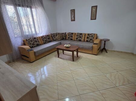 Jepet me qira apartament 2+1, i mobiluar – Pranë Vala Park, Durrës