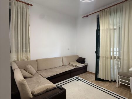 🏠JEPET ME QIRA Apartament 1+1 📍Rruga e Durresit 💶Cmimi: 700€