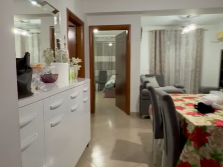 Apartament 3+1, Astir!