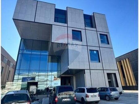 !!!Shop - For Rent - TEG, Tirana!!!