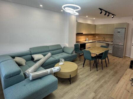 Appartamento 2+1 in affitto a Univers City