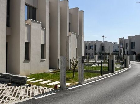 Villa a Green Valley, Lago Secco, Lago di Tirana, Villa per famiglia o business