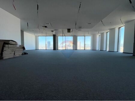 !!!Zyrë - Për Qira - Rruga e Elbasanit, Tiranë!!!