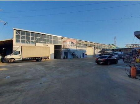 Warehouse for sale on the Tirana-Durrës Highway