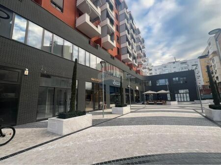 !!!Ufficio - In Affitto - Complesso Delijorgji, Tirana!!!