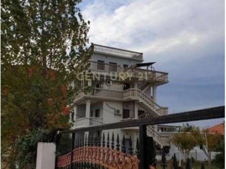 Shitet Ndërtesë 3-Katëshe në Velipojë – Mundësi Ideale Investimi 278,100 €