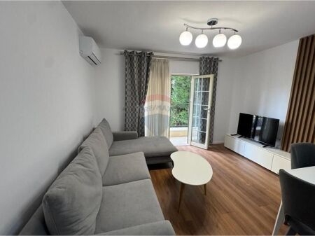 🏡 Shitet Apartament 2+1+2 + parkim– Rruga e Elbasanit, Tiranë