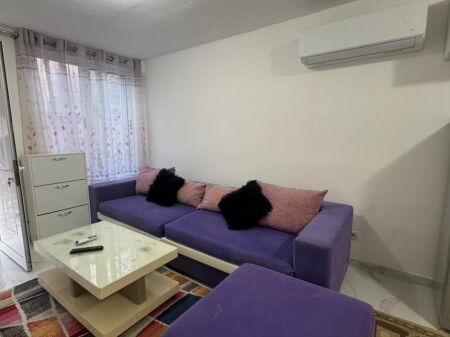 🏠JEPET ME QIRA Hyrje 2+1 ne Vile private 📍5 Maji  🏢Kati i 1 💶Cmimi: 45.000 Leke/Muaj