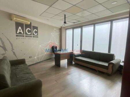 Office for rent at Selvia in Tirana