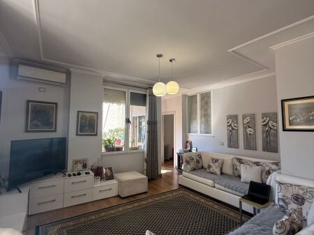 Apartment 2+1+2 bathrooms for sale on Bogdaneve Street