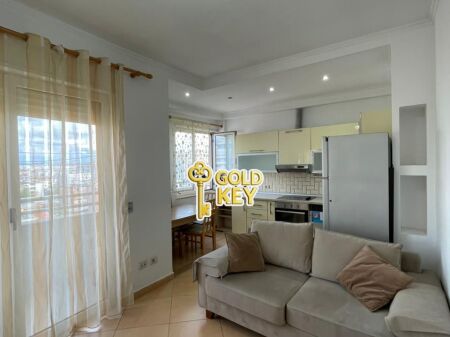 🏡 APARTAMENT ME QERA 1+1 PALLATI I SPORTIT DURRES